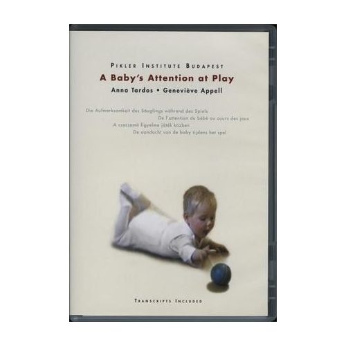 A Baby's Attention at Play / Die Aufmerksamkeit des Säuglings wahrend des Spiels / De l'attention du bébé au cours des jeux / A csecsemő figyelme játék közben /De aandacht van de baby tijdens het spel